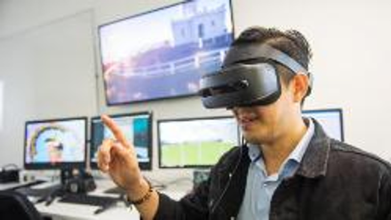 Man wearing a virtual reality headset at the Gold Coast campus